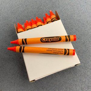 Crayola Crayons Lot 16 Standard Size Outrageous Orange Naranja Extravaganta BTS